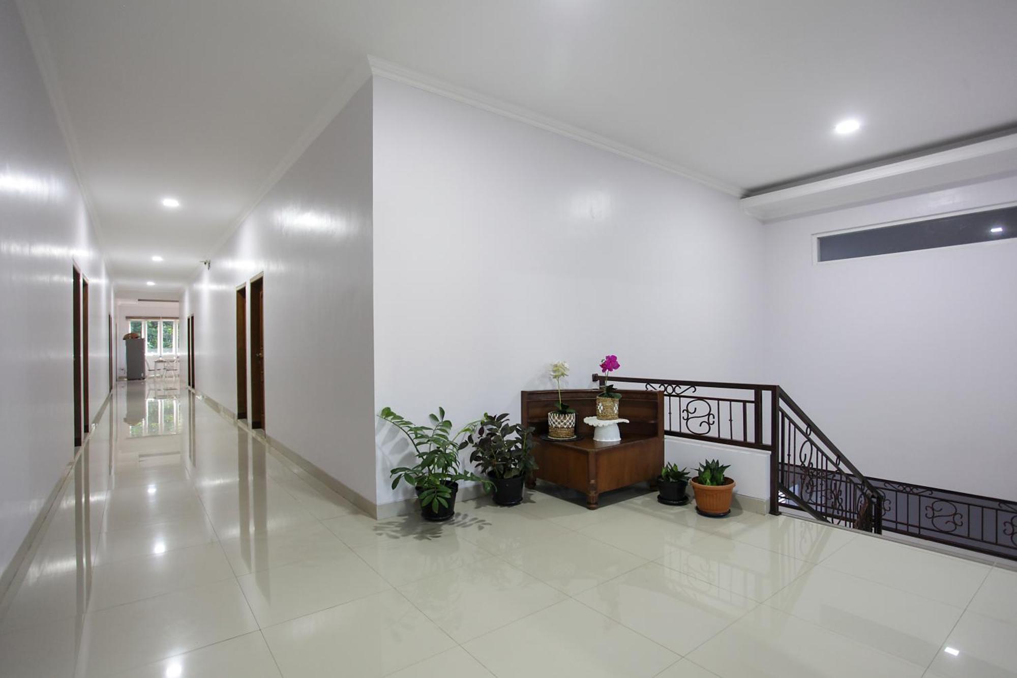 Banua Raya Homestay Yogyakarta Ngoại thất bức ảnh